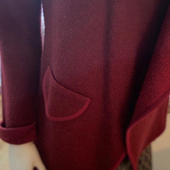 Sweater - Picture 5 of 8